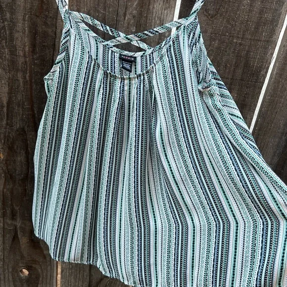 Torrid perfect summer strappy cami tank - Picture 5 of 5